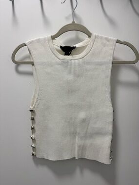 NWT Zara Sleeveless White Ribbed Knit Top with Silver Hardware Detail M